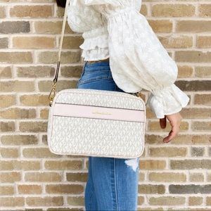 Michael Kors Kenly Large Crossbody Bag NWT